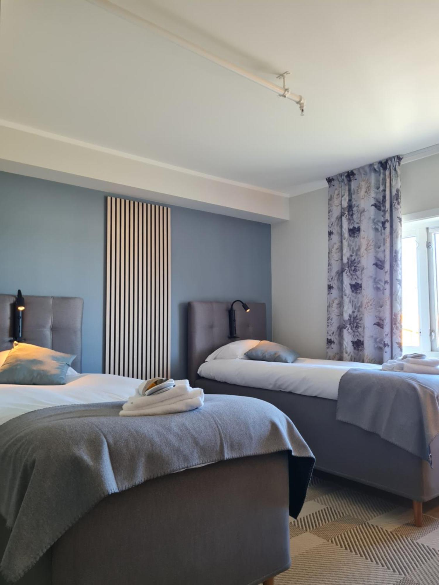 Lofoten Vaeroy Bryggehotell As Exteriör bild