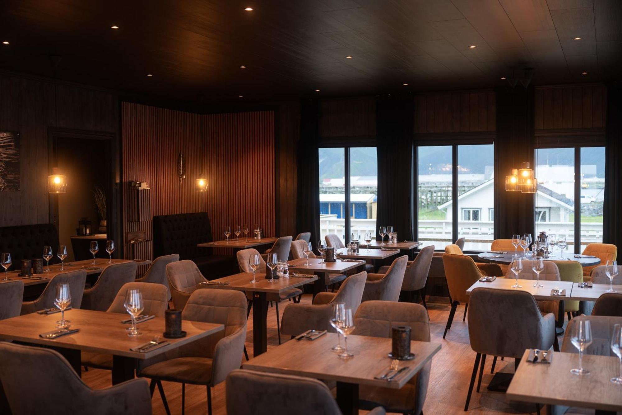 Lofoten Vaeroy Bryggehotell As Exteriör bild