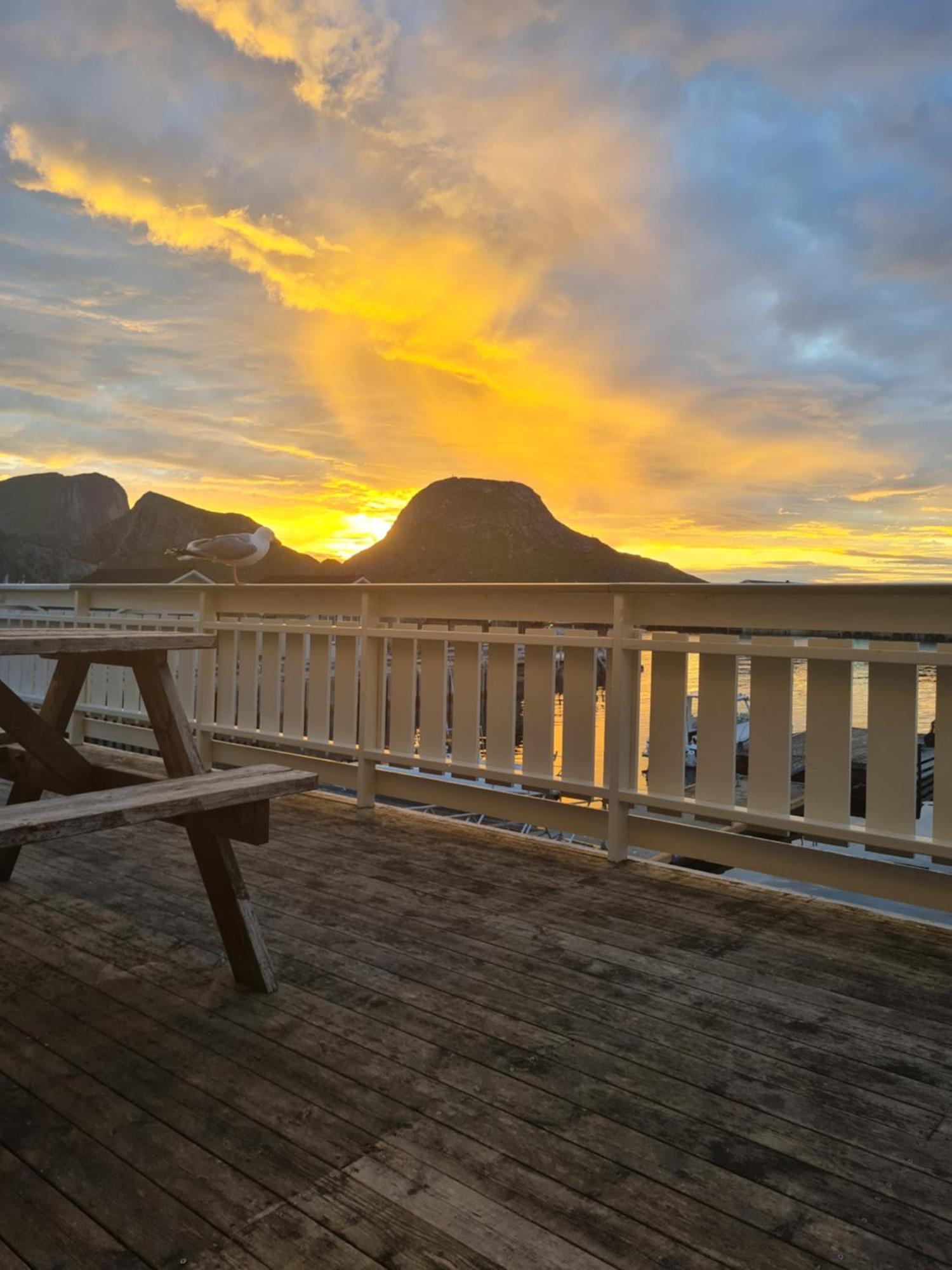 Lofoten Vaeroy Bryggehotell As Exteriör bild
